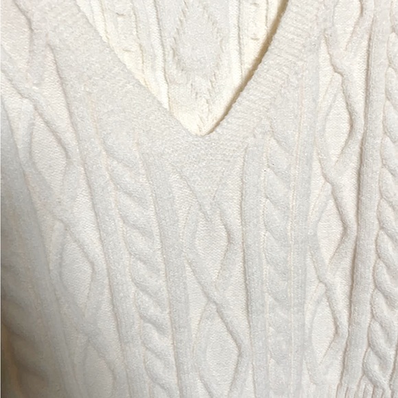 Women’s Sweater-vest - Picture 3 of 3